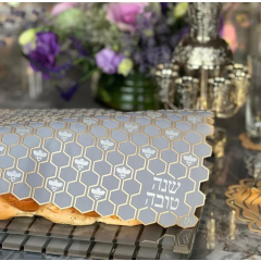 Bee Challah Cover, Silver